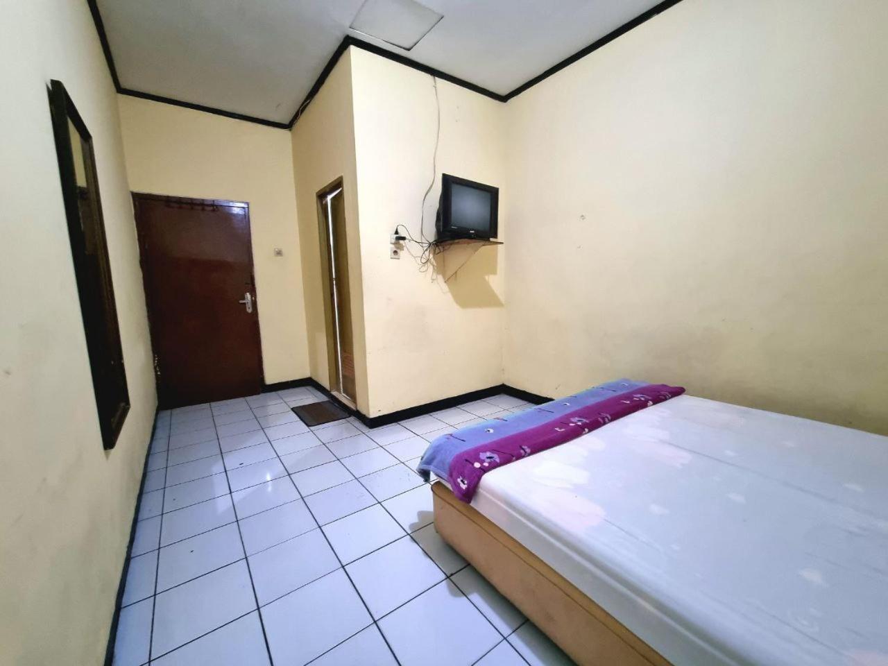 Hotel Harapan Jaya Jakarta Exterior photo